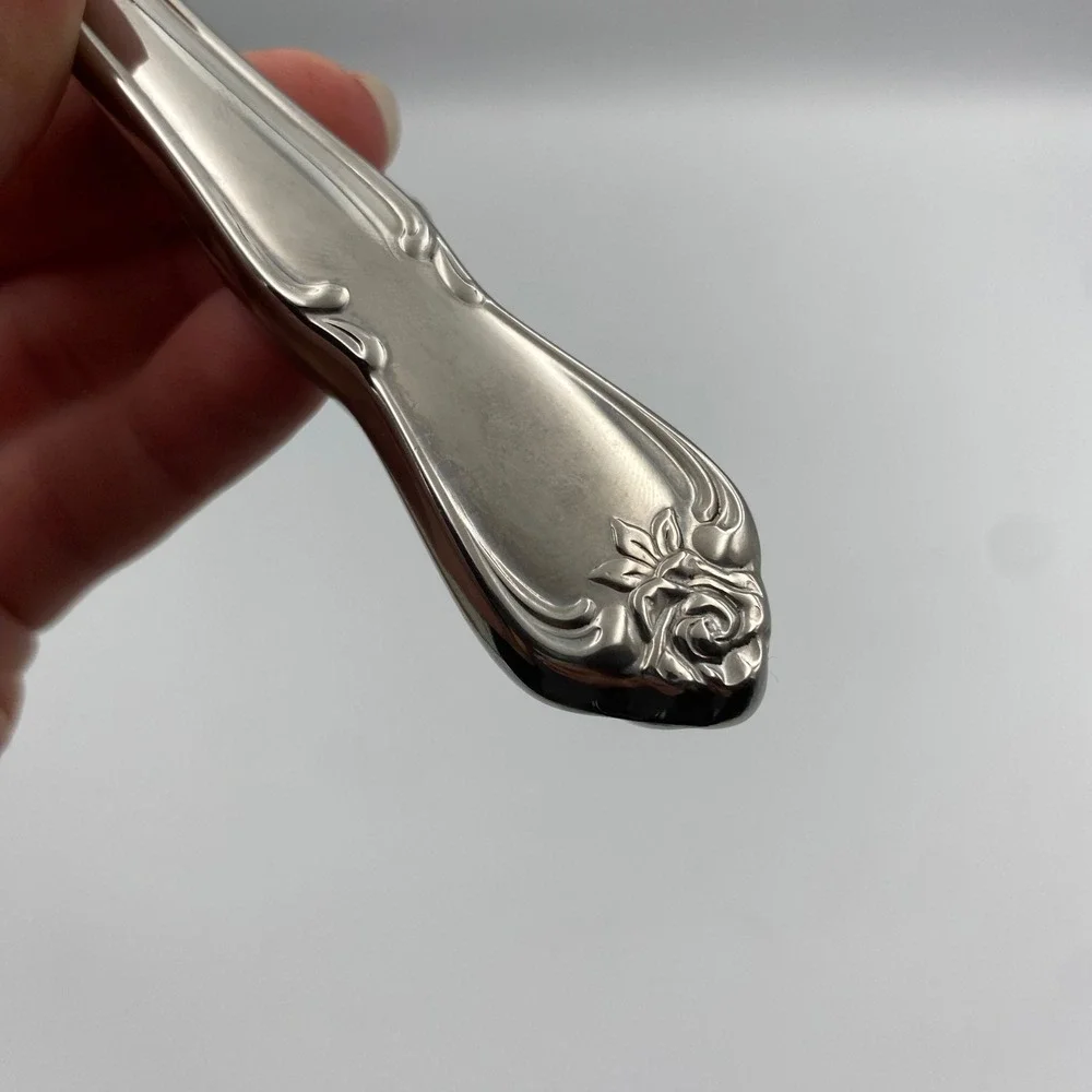 Oneida 1881 Rogers Arbor Rose True Rose Stainless Dinner Knives Set of‎ 8